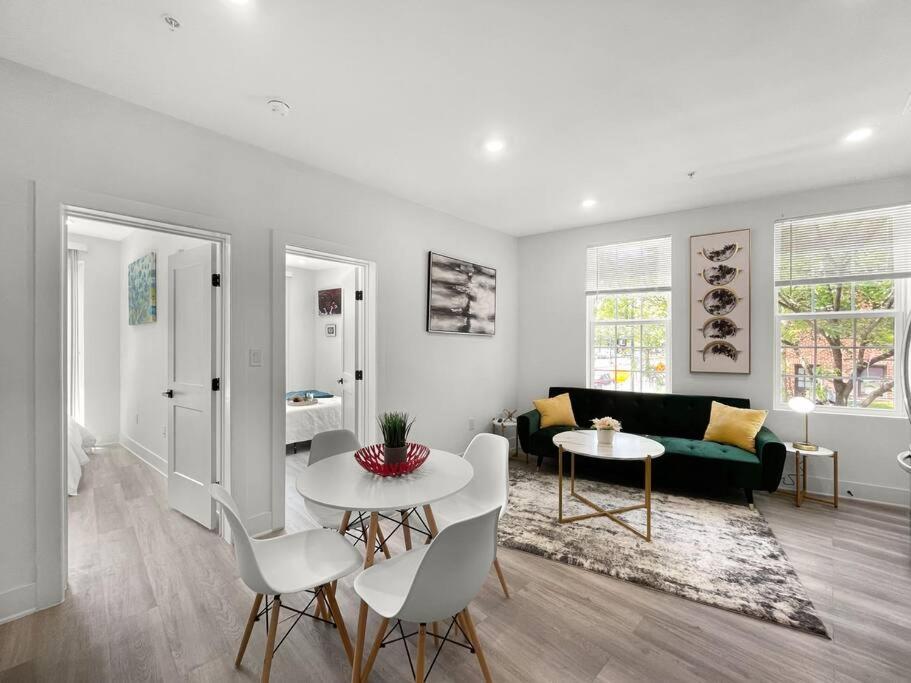 Classy Capitol Hill Apt, Steps From Dc Attraction Washington Bagian luar foto